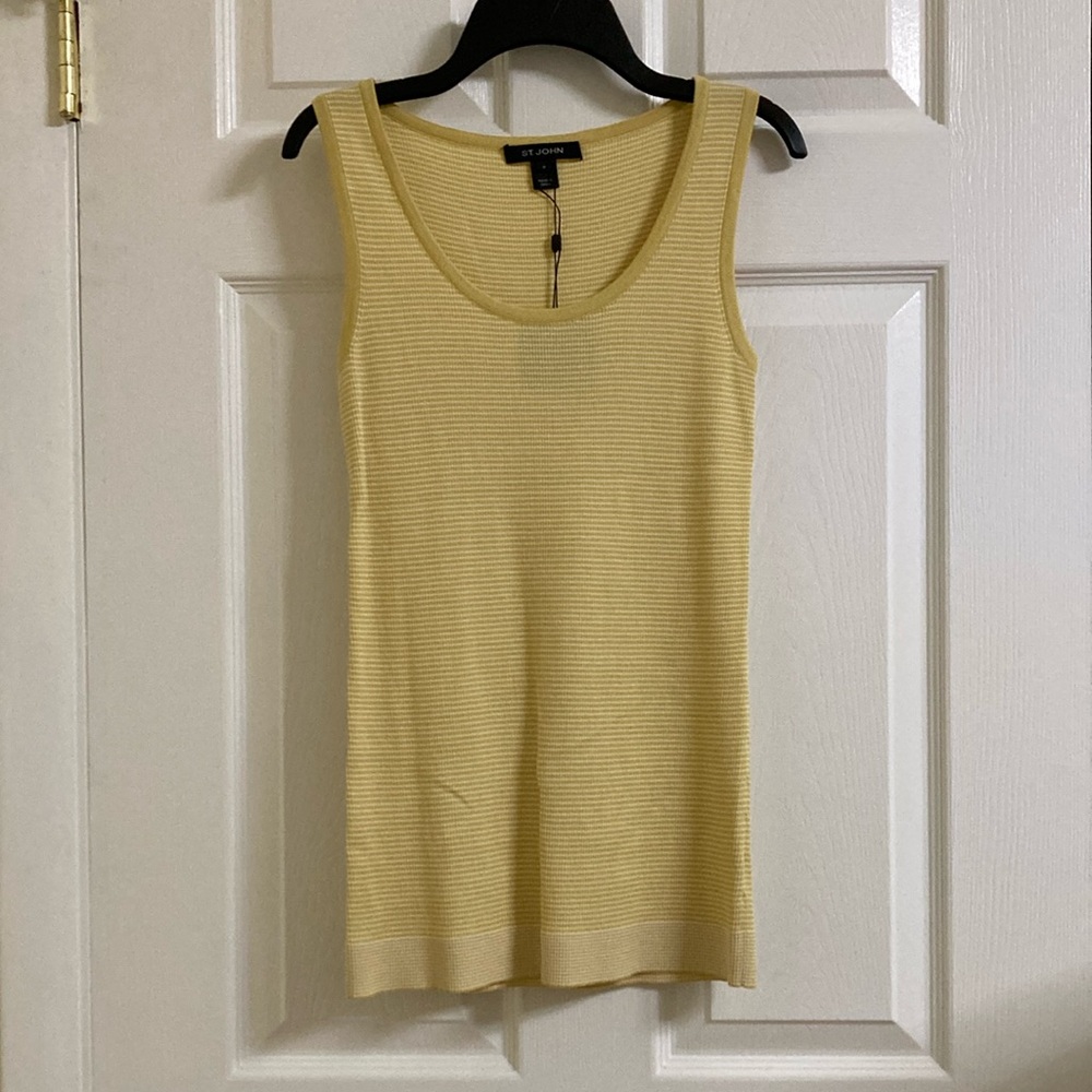 St John tank top. Size P NWT